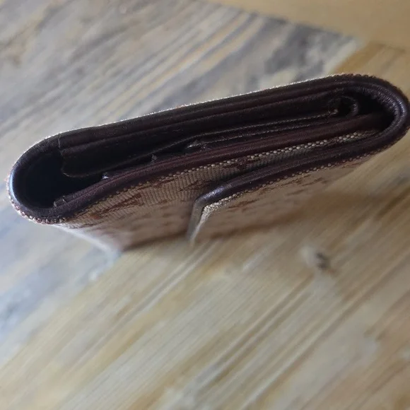 Louis Vuitton Vintage Josephine Denim Bordeaux Long Wallet - Picture 3 of 8